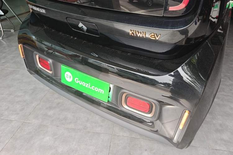 Used Baojun KiWi EV 2022 Designer Lite Edition Ternary Lithium Right Rear Taillight