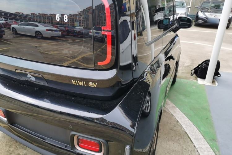 Used Baojun KiWi EV 2022 Designer Lite Edition Ternary Lithium Right Rear Taillight