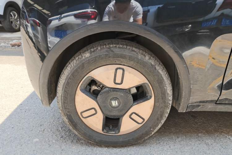 Used Baojun KiWi EV 2022 Artist Lite Edition Lithium Iron Phosphate Right Rear Wheel Hub