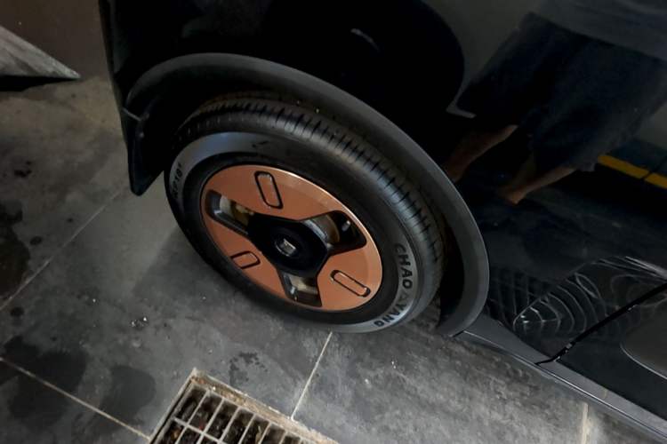 Used Baojun KiWi EV 2022 Artist Lite Edition Ternary Lithium Right Rear Wheel Hub