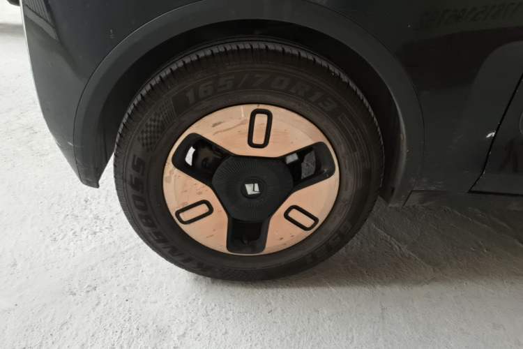 Used Baojun KiWi EV 2022 Designer Lite Edition Ternary Lithium Right Rear Wheel Hub