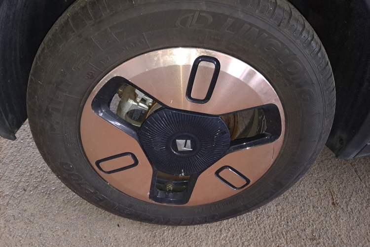 Used Baojun KiWi EV 2022 Designer Lite Edition Ternary Lithium Right Rear Wheel Hub