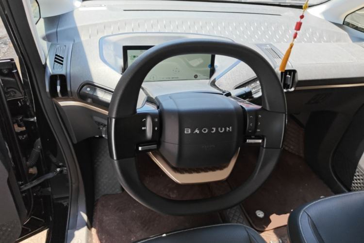 Used Baojun KiWi EV 2022 Artist Lite Edition Lithium Iron Phosphate Steering Wheel