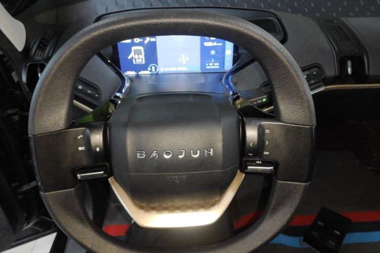 Used Baojun KiWi EV 2022 Designer Lite Edition Lithium Iron Phosphate Steering Wheel