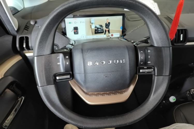 Used Baojun KiWi EV 2022 Designer Lite Edition Lithium Iron Phosphate Steering Wheel