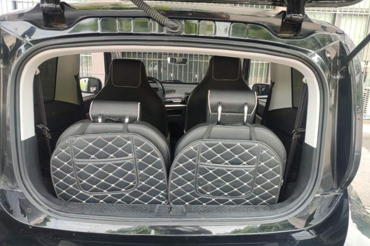 Used Baojun KiWi EV 2022 Artist Lite Edition Lithium Iron Phosphate Trunk