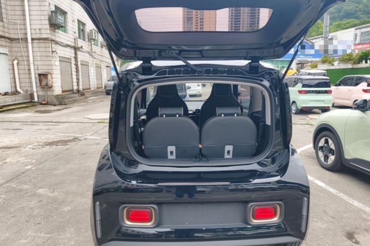 Used Baojun KiWi EV 2022 Artist Lite Edition Lithium Iron Phosphate Trunk