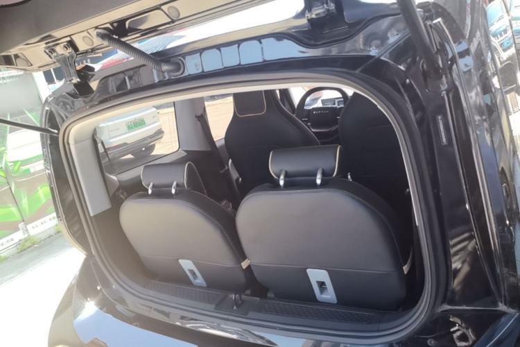 Used Baojun KiWi EV 2022 Artist Lite Edition Ternary Lithium Trunk