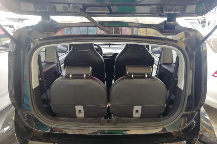 Used Baojun KiWi EV 2022 Designer Lite Edition Lithium Iron Phosphate Trunk