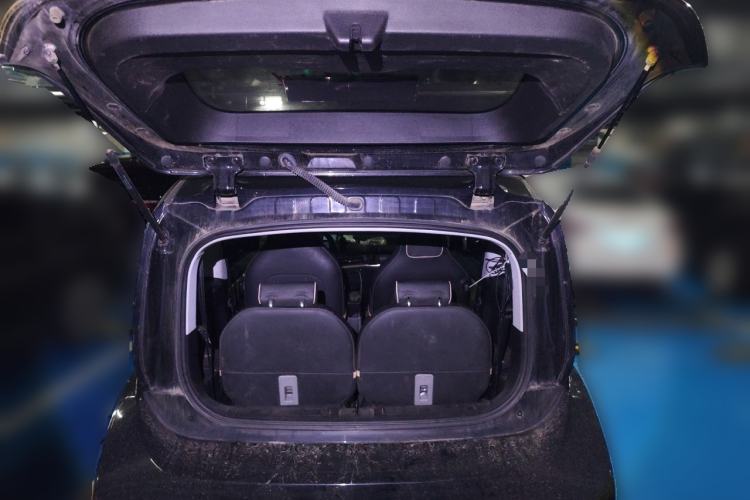 Used Baojun KiWi EV 2022 Designer Lite Edition Lithium Iron Phosphate Trunk