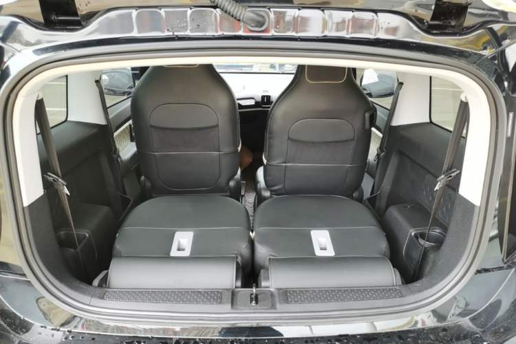 Used Baojun KiWi EV 2022 Designer Lite Edition Ternary Lithium Trunk
