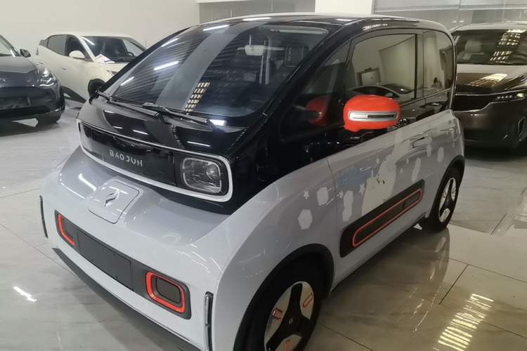 Used Baojun KiWi EV 2022 Artist Lite Edition Ternary Lithium Guazi used car, China used car export, Used car for sale, Used  cars, Cheapest cars for sale