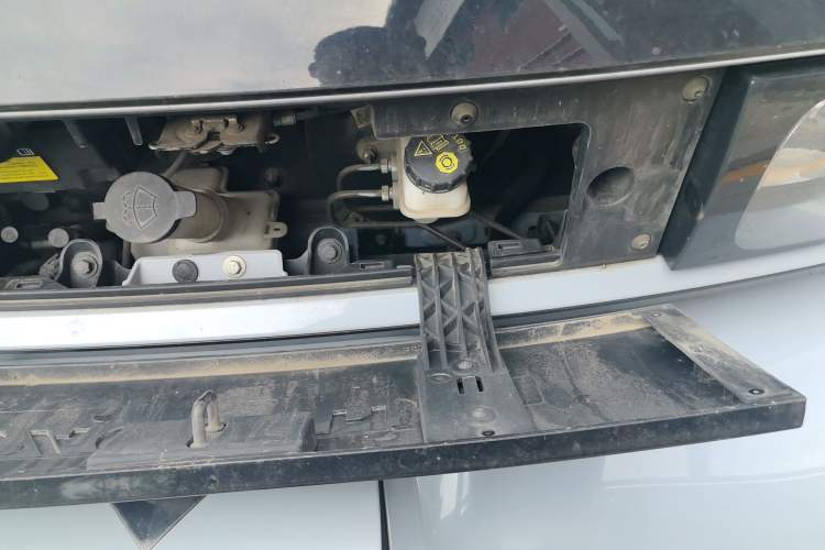 Used Baojun KiWi EV 2022 Designer Lite Edition Ternary Lithium Engine Bay Left