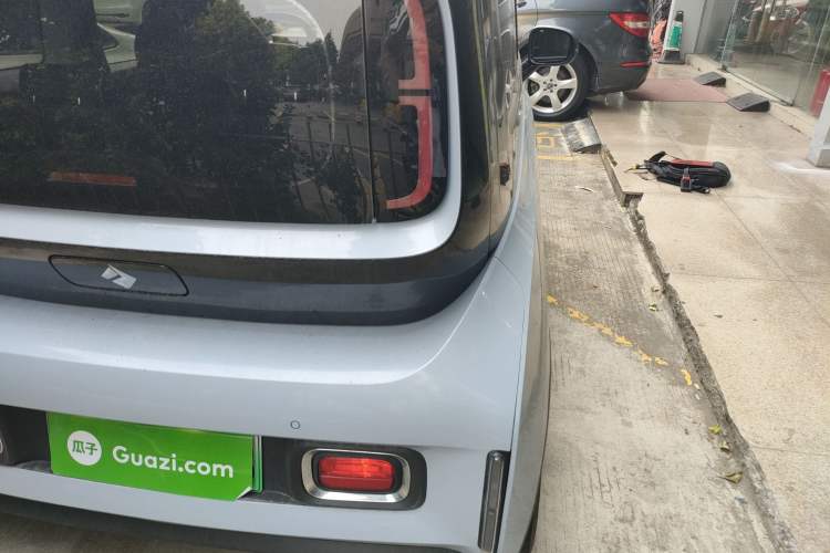 Used Baojun KiWi EV 2022 Designer Lite Edition Lithium Iron Phosphate Exterior 2