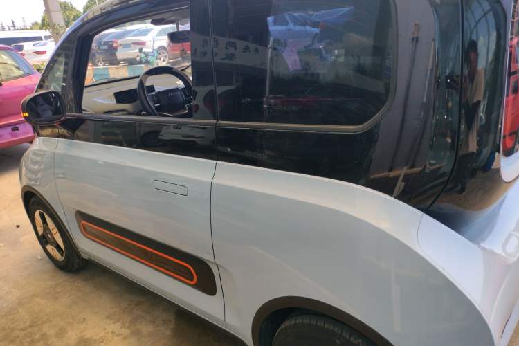 Used Baojun KiWi EV 2022 Designer Lite Edition Ternary Lithium Exterior 3
