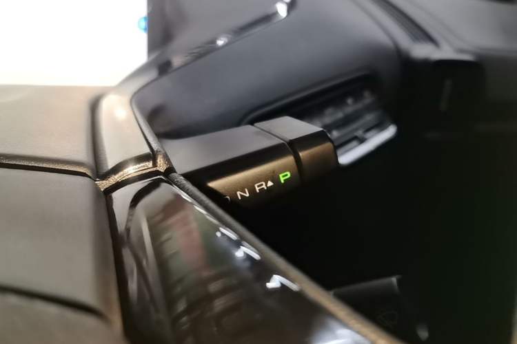 Used Baojun KiWi EV 2022 Artist Lite Edition Ternary Lithium Gear Lever