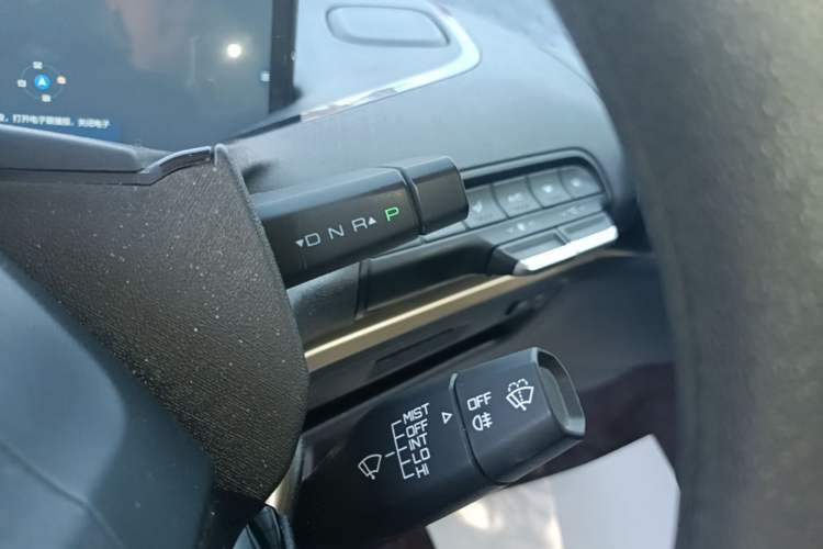 Used Baojun KiWi EV 2022 Artist Lite Edition Ternary Lithium Gear Lever