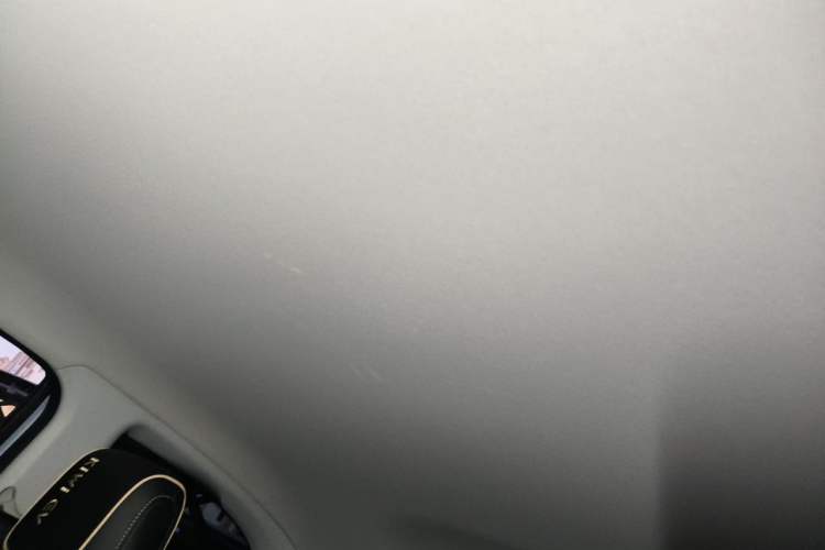 Used Baojun KiWi EV 2022 Artist Lite Edition Ternary Lithium Headliner