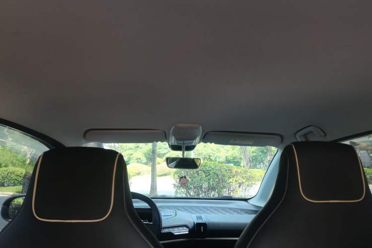 Used Baojun KiWi EV 2022 Artist Lite Edition Ternary Lithium Headliner