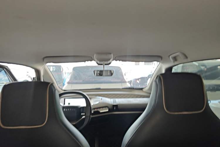 Used Baojun KiWi EV 2022 Artist Lite Edition Lithium Iron Phosphate Headliner