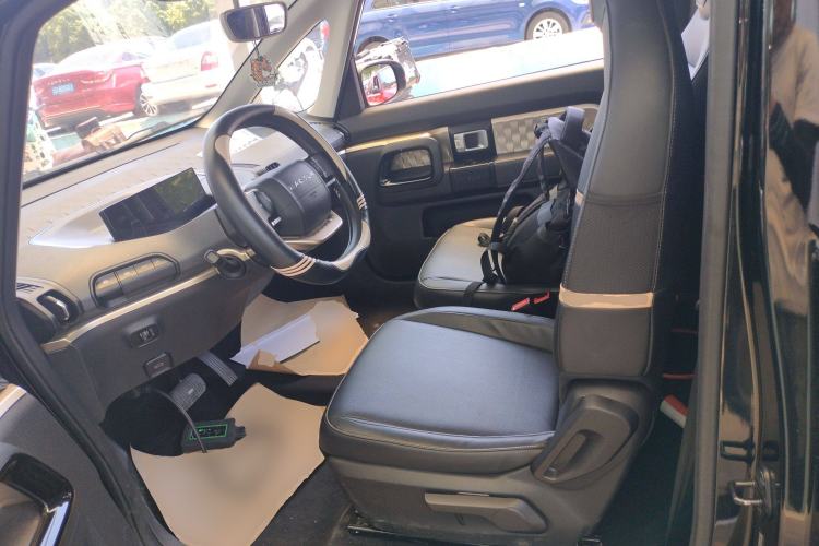 Used Baojun KiWi EV 2022 Designer Lite Edition Ternary Lithium Left Front Seat