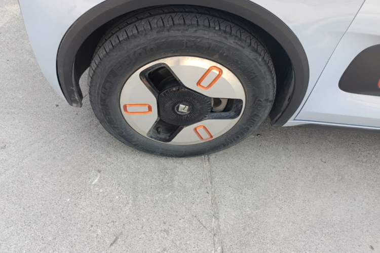 Used Baojun KiWi EV 2022 Artist Lite Edition Ternary Lithium Left Front Wheel Hub