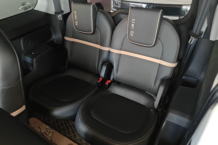 Used Baojun KiWi EV 2022 Artist Lite Edition Lithium Iron Phosphate Left Rear Seat