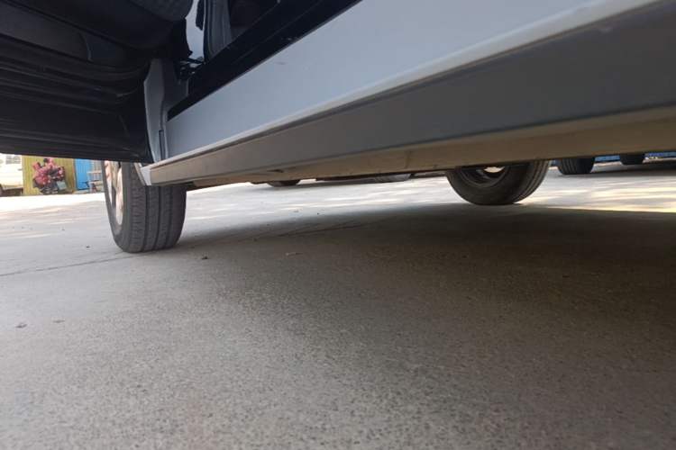 Used Baojun KiWi EV 2022 Artist Lite Edition Ternary Lithium Left Side Sill