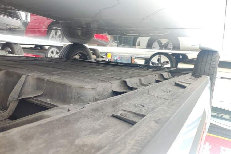 Used Baojun KiWi EV 2022 Designer Lite Edition Ternary Lithium Left Side Sill