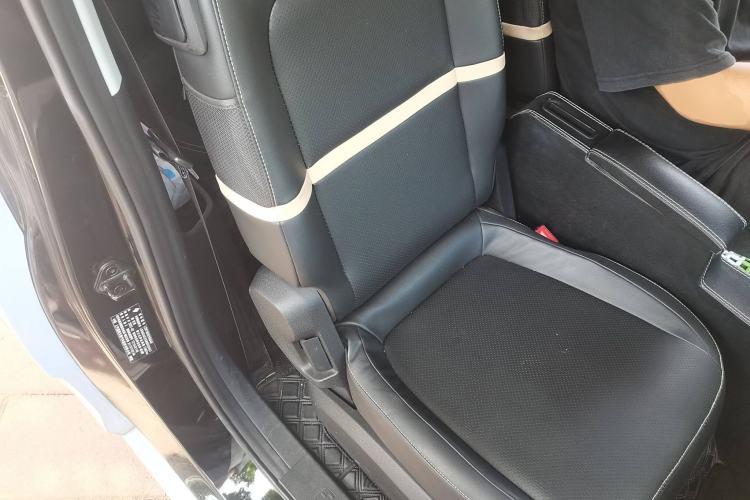 Used Baojun KiWi EV 2022 Artist Lite Edition Ternary Lithium Right Front Seat