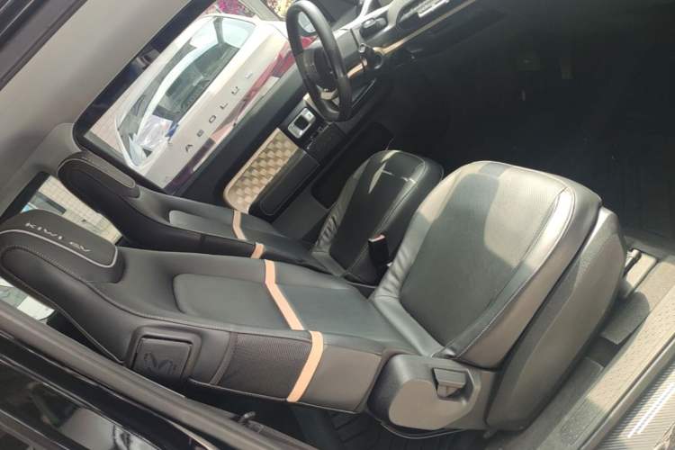 Used Baojun KiWi EV 2022 Designer Lite Edition Ternary Lithium Right Front Seat
