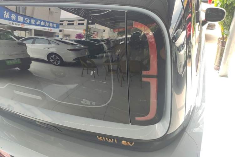 Used Baojun KiWi EV 2022 Designer Lite Edition Ternary Lithium Right Rear Taillight