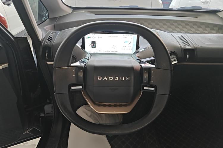 Used Baojun KiWi EV 2022 Artist Lite Edition Lithium Iron Phosphate Steering Wheel