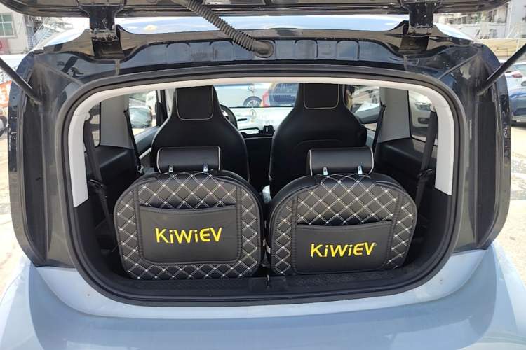 Used Baojun KiWi EV 2022 Designer Lite Edition Ternary Lithium Trunk