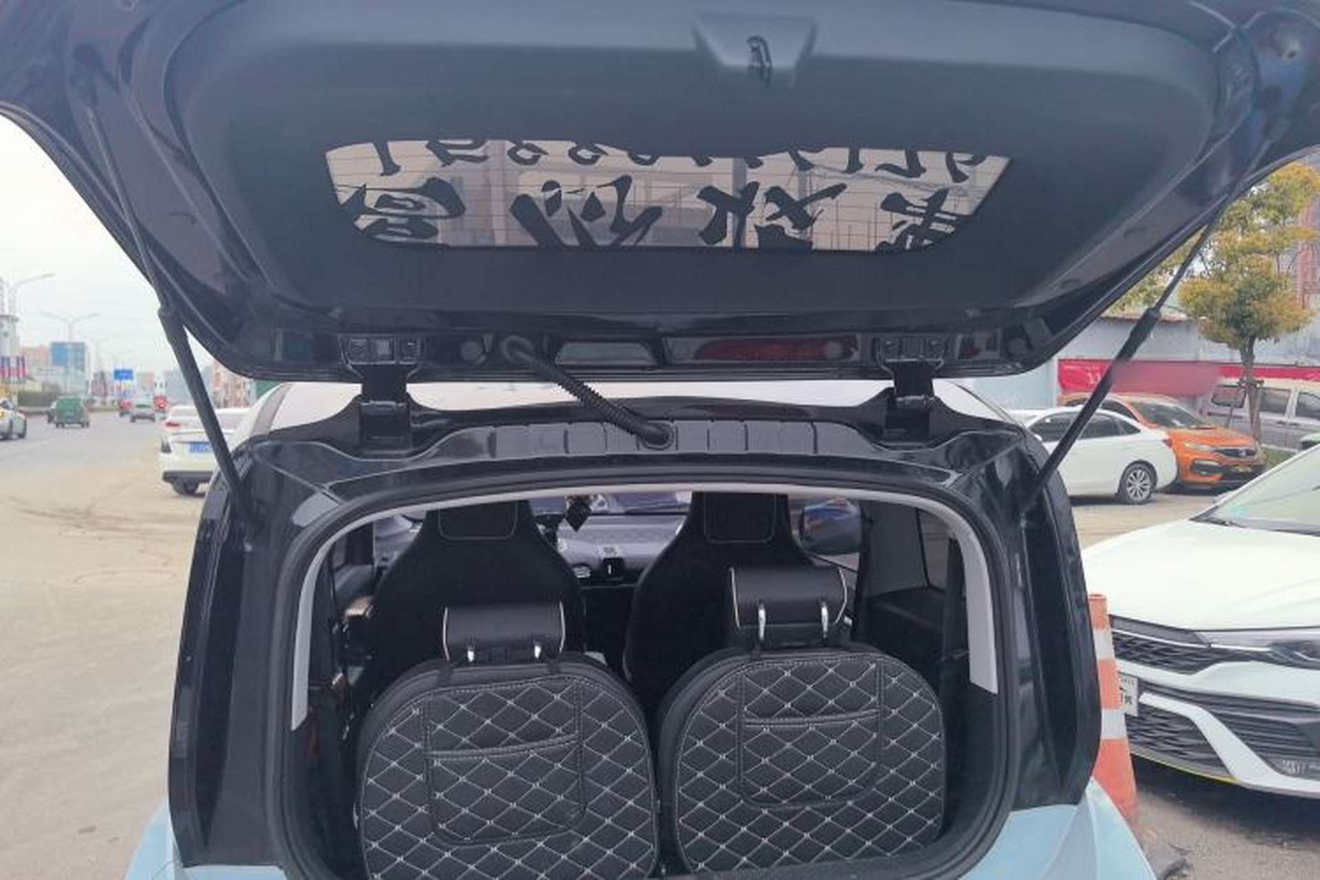 Used Baojun KiWi EV 2022 Artist Lite Edition Lithium Iron Phosphate Trunk