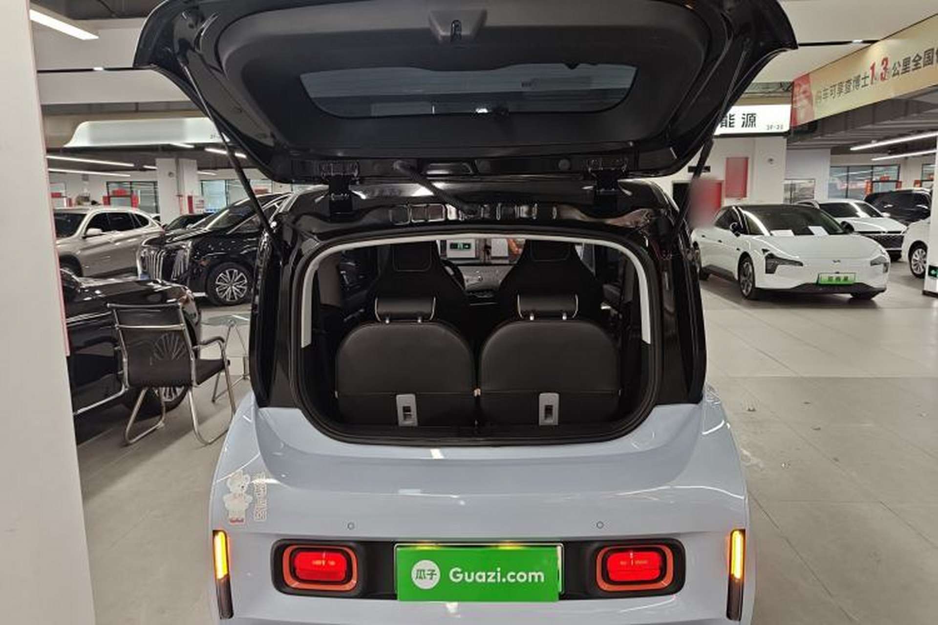 Used Baojun KiWi EV 2022 Artist Lite Edition Ternary Lithium Trunk