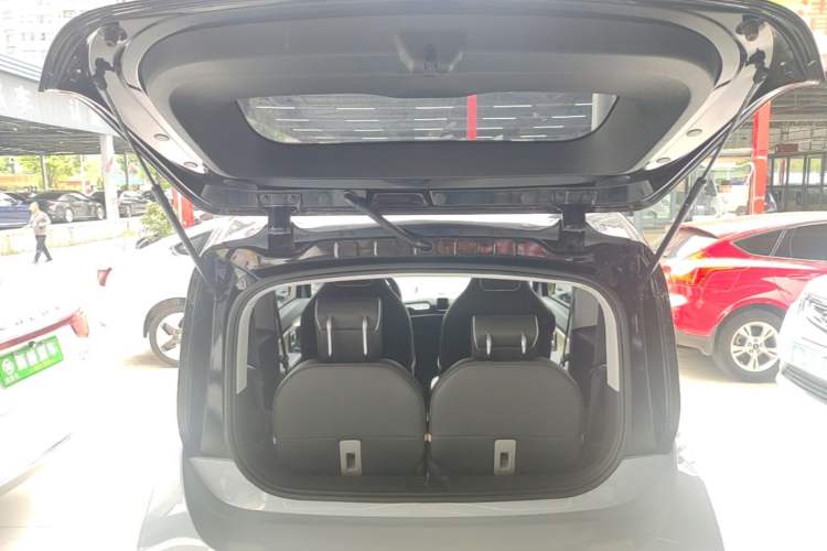 Used Baojun KiWi EV 2022 Designer Lite Edition Ternary Lithium Trunk