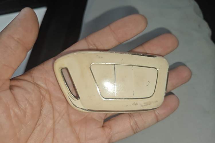 Used Baojun KiWi EV 2022 Artist Lite Edition Lithium Iron Phosphate Vehicle Key
