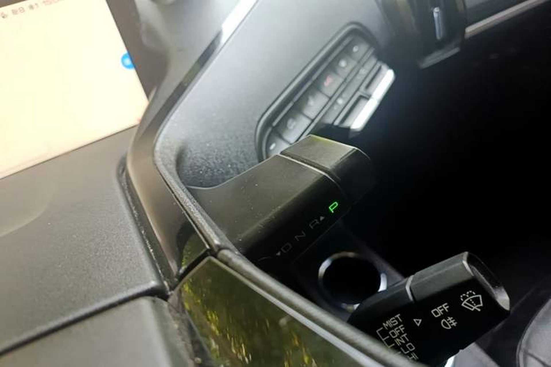 Used Baojun KiWi EV 2022 Artist Lite Edition Lithium Iron Phosphate Gear Lever