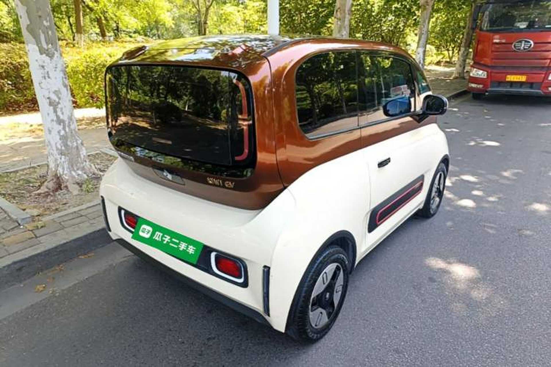 Used Baojun KiWi EV 2022 Artist Lite Edition Lithium Iron Phosphate Rear Right 45 Deg