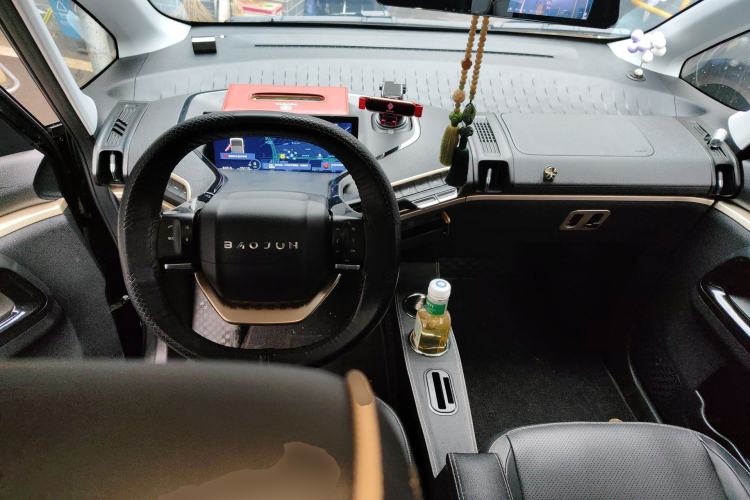 Used Baojun KiWi EV 2022 Designer Lite Edition Ternary Lithium Center Console