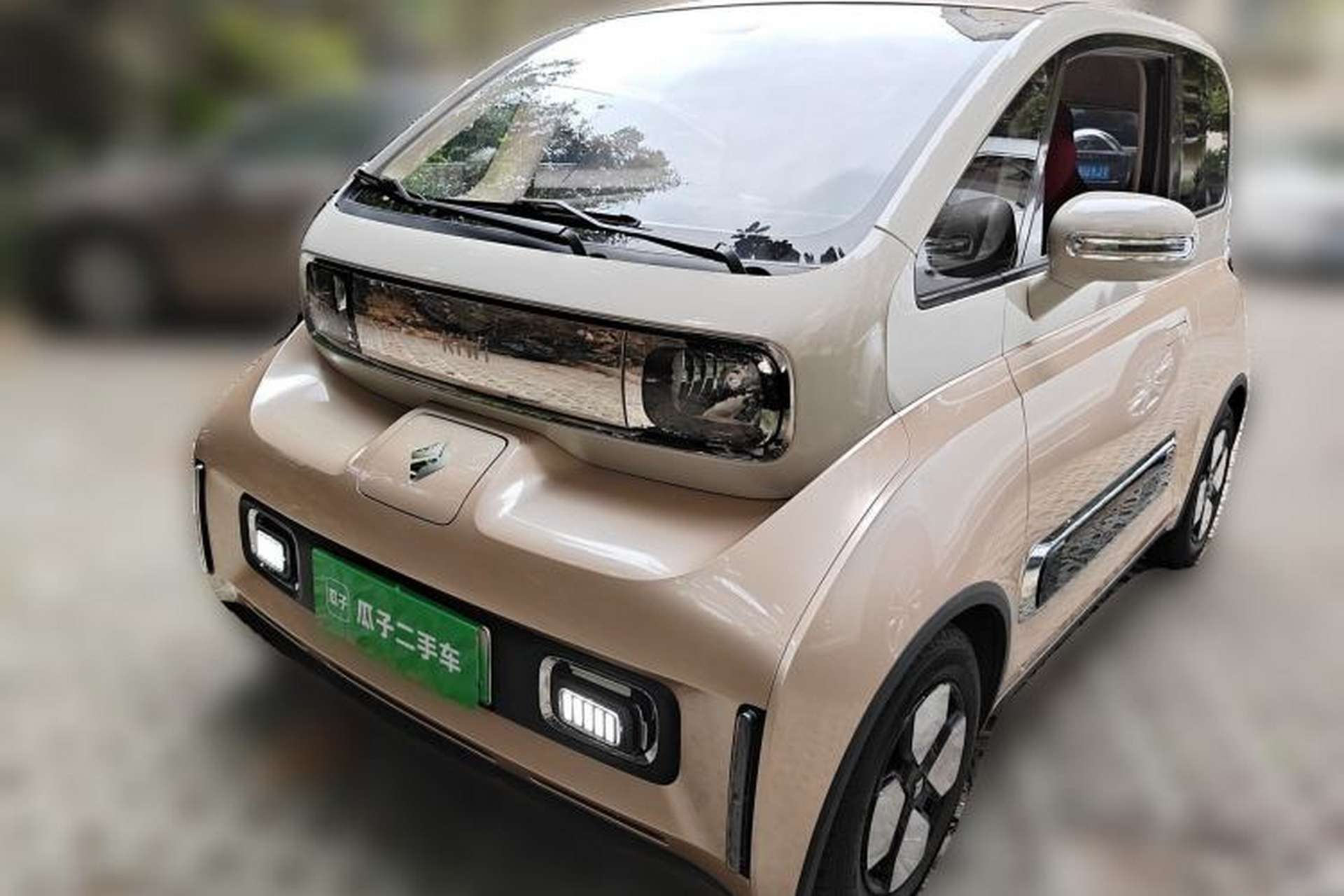Used Baojun KiWi EV 2022 Artist Lite Edition Lithium Iron Phosphate Front Left 45 Deg