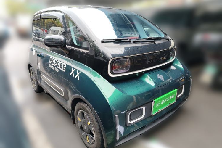 Used Baojun KiWi EV 2022 Designer Lite Edition Ternary Lithium Front Right 45 Deg
