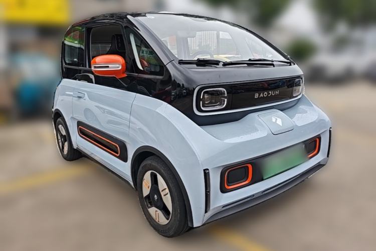 Used Baojun KiWi EV 2022 Artist Lite Edition Ternary Lithium Front Right 45 Deg