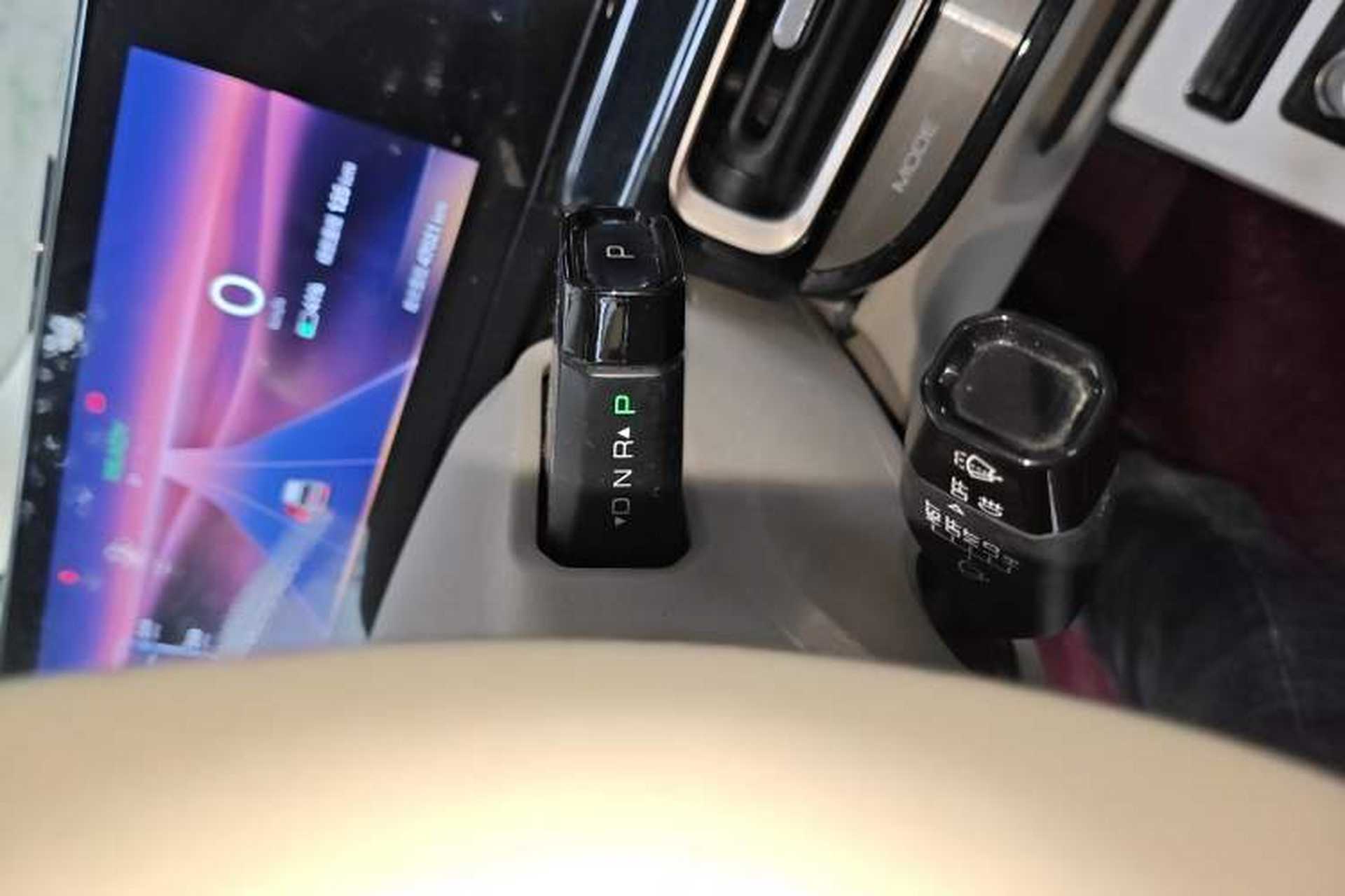 Used Baojun KiWi EV 2022 Artist Lite Edition Lithium Iron Phosphate Gear Lever