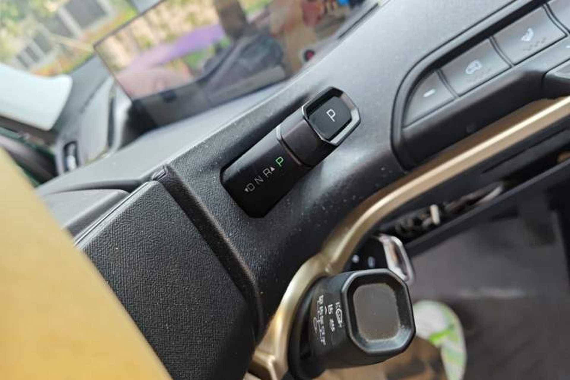 Used Baojun KiWi EV 2022 Designer Lite Edition Lithium Iron Phosphate Gear Lever