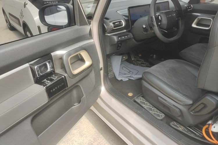 Used Baojun KiWi EV 2022 Artist Lite Edition Ternary Lithium Driver Seat