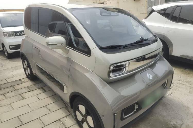 Used Baojun KiWi EV 2022 Artist Lite Edition Ternary Lithium Front Right 45 Deg
