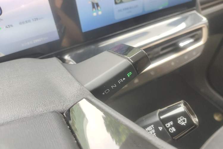 Used Baojun KiWi EV 2022 Artist Lite Edition Ternary Lithium Gear Lever