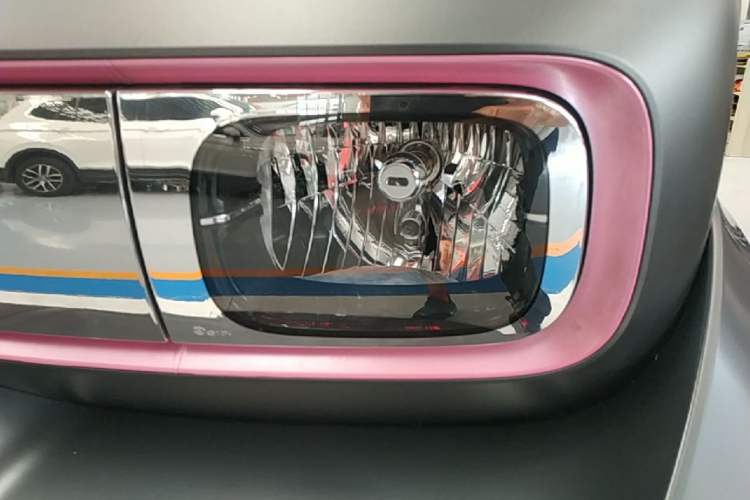 Used Baojun KiWi EV 2022 Artist Lite Edition Ternary Lithium Left Front Headlight